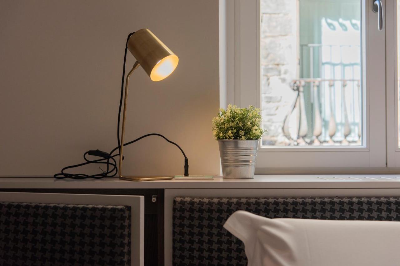 Ponte Vecchio Luxury And Stylish Apartment ฟลอเรนซ์ ภายนอก รูปภาพ